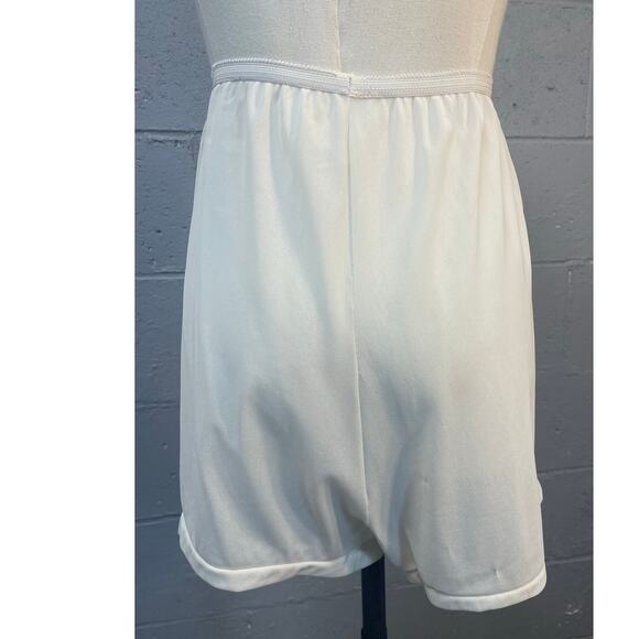 Vintage 1950s Sheer White Nylon Taps Shorts Underwear Medium - Picture 6 of 10